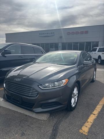 2016 Ford Fusion SE 2016 Ford Fusion SE