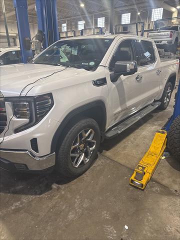 2023 GMC Sierra 1500 4WD Crew Cab Short Box SLT 2023 GMC Sierra 1500 4WD Crew Cab Short Box SLT