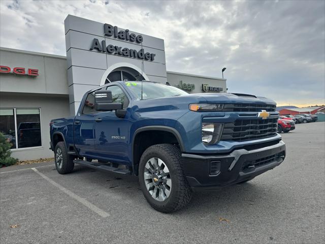 2025 Chevrolet Silverado 2500HD 4WD Crew Cab Standard Bed Custom 2025 Chevrolet Silverado 2500HD 4WD Crew Cab Standard Bed Custom