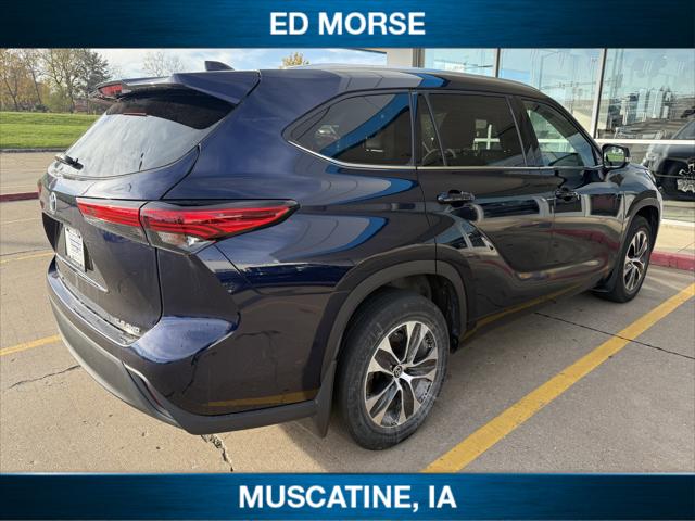 2021 Toyota Highlander XLE 2021 Toyota Highlander XLE