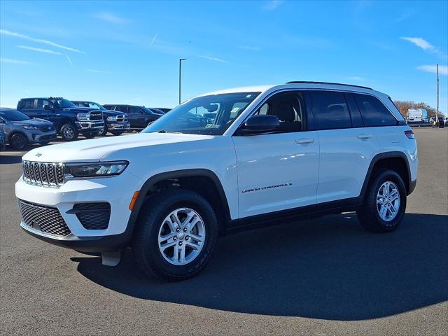 2024 Jeep Grand Cherokee Laredo 4x4 2024 Jeep Grand Cherokee Laredo 4x4