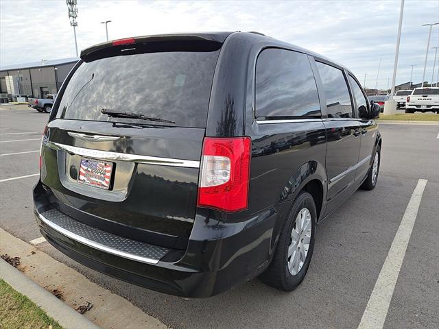 2014 Chrysler Town and Country Touring 2014 Chrysler Town and Country Touring