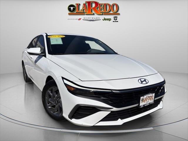 2024 Hyundai Elantra SEL 2024 Hyundai Elantra SEL