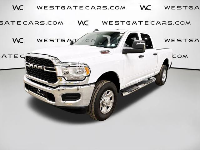 2024 RAM 2500 Tradesman Crew Cab 4x4 64 Box