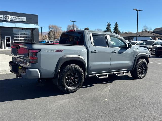 2022 Nissan Frontier Crew Cab PRO-4X 4x4 2022 Nissan Frontier Crew Cab PRO-4X 4x4