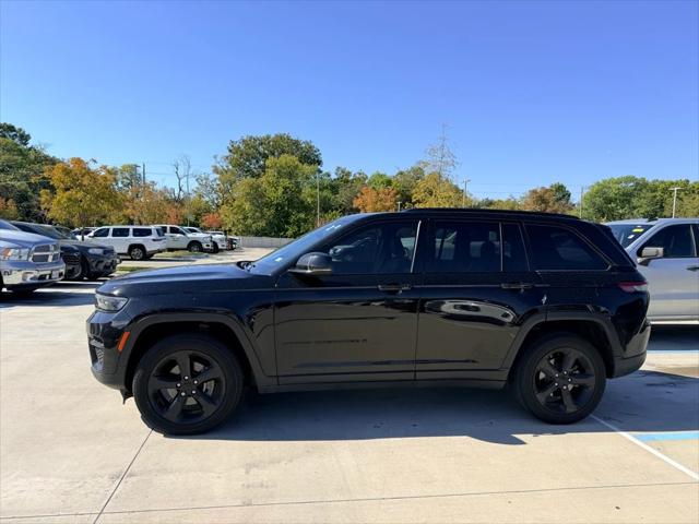 2023 Jeep Grand Cherokee Altitude 4x4 2023 Jeep Grand Cherokee Altitude 4x4