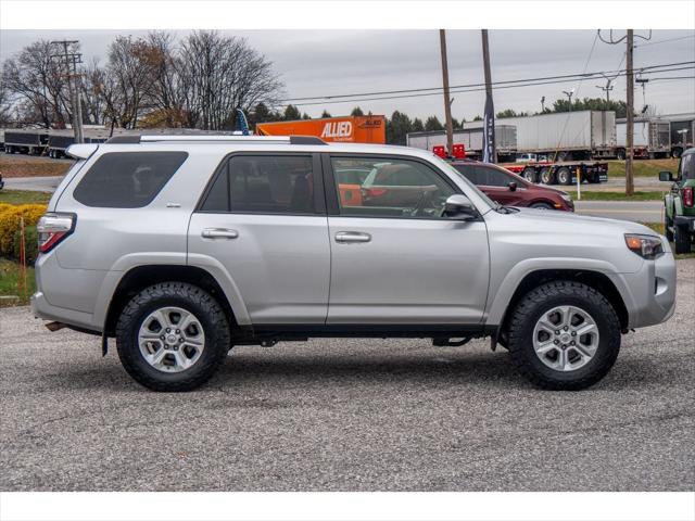 2021 Toyota 4Runner SR5 2021 Toyota 4Runner SR5