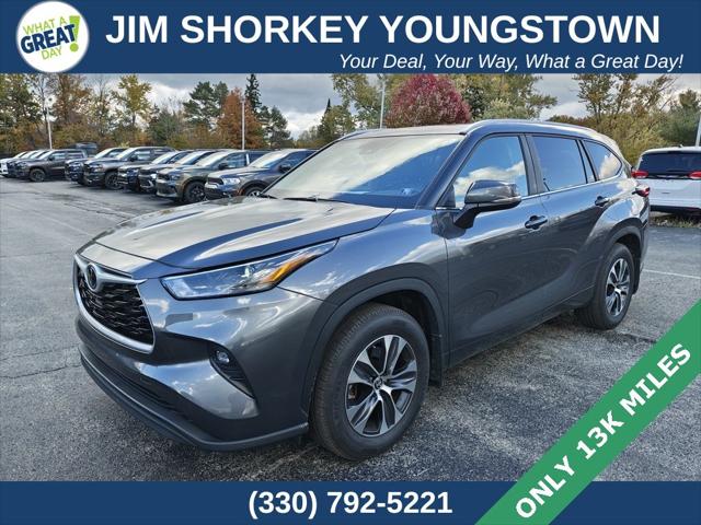 2023 Toyota Highlander XLE 2023 Toyota Highlander XLE