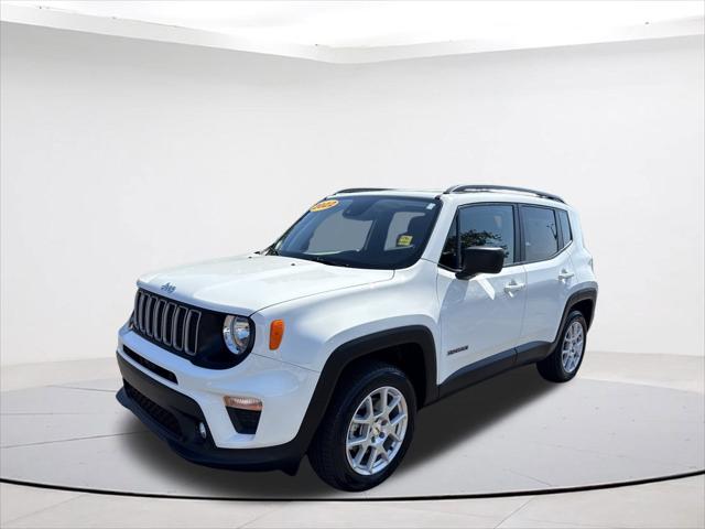 2022 Jeep Renegade Latitude 4x4 2022 Jeep Renegade Latitude 4x4
