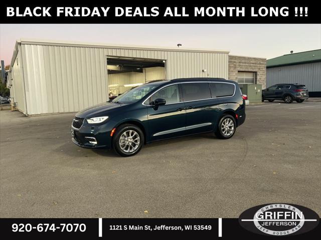 2022 Chrysler Pacifica Touring L AWD