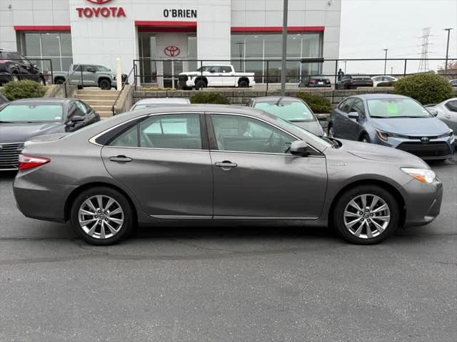 2017 Toyota Camry Hybrid XLE