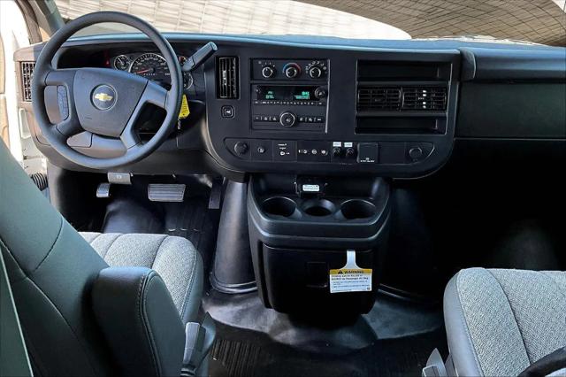 2025 Chevrolet Express Cutaway Work Van