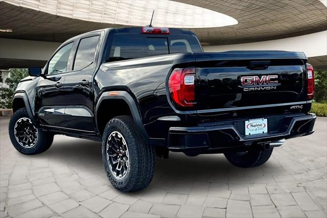 2026 GMC Canyon AT4, 4WD