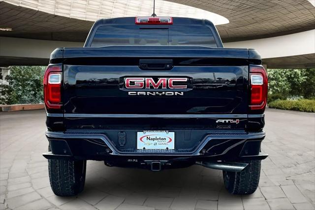 2026 GMC Canyon AT4, 4WD
