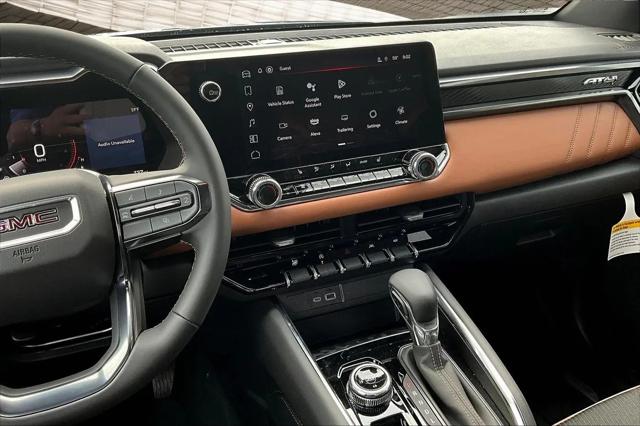 2025 GMC Canyon 4WD AT4