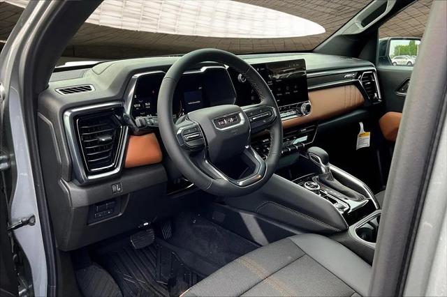2025 GMC Canyon 4WD AT4