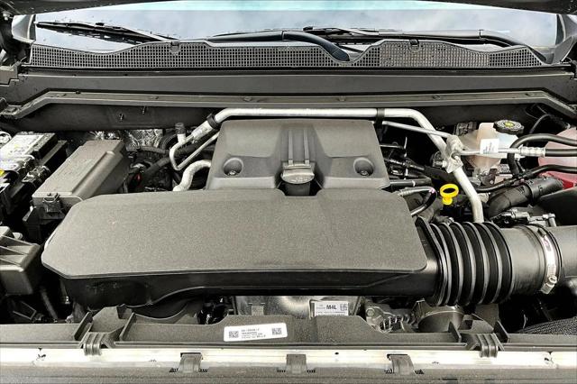 2025 GMC Canyon 4WD AT4