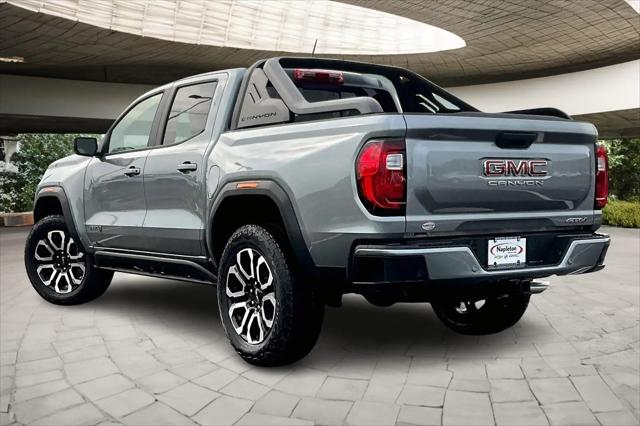 2025 GMC Canyon 4WD AT4