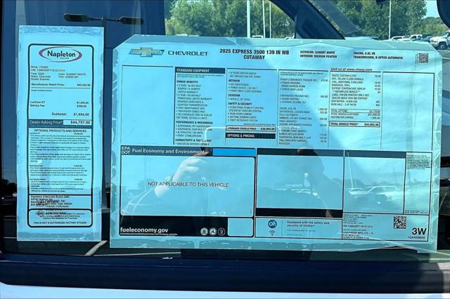 2025 Chevrolet Express Cutaway Work Van