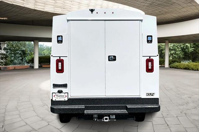 2025 Chevrolet Express Cutaway Work Van