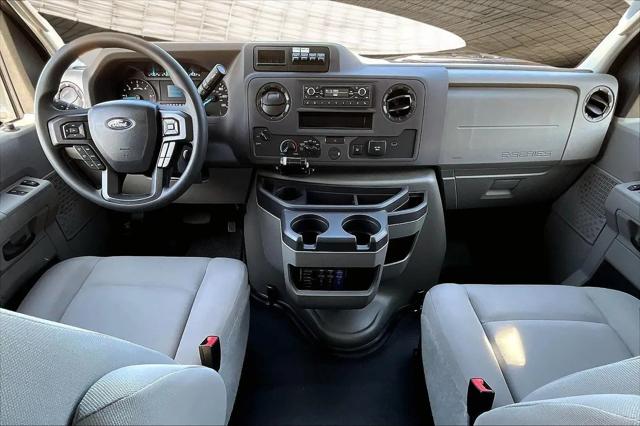 2025 Ford E-350 Cutaway E-Series Cutaway