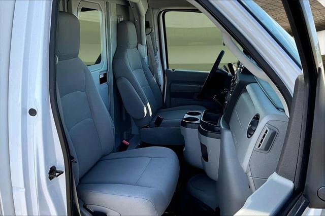 2025 Ford E-350 Cutaway E-Series Cutaway