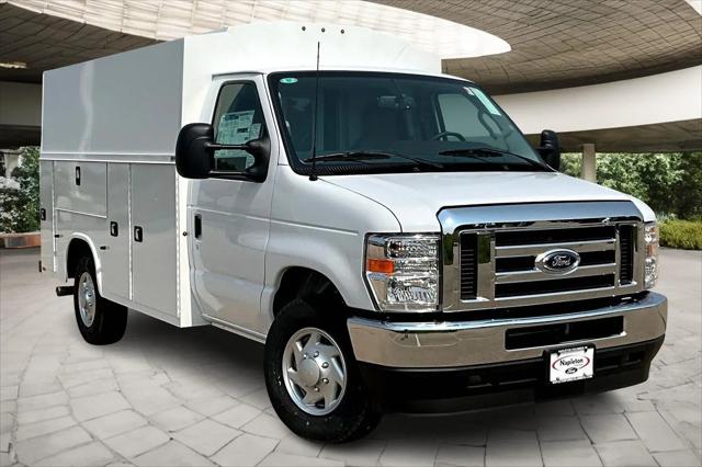 2025 Ford E-350 Cutaway E-Series Cutaway
