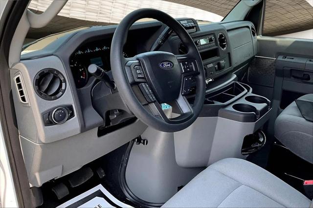 2025 Ford E-350 Cutaway E-Series Cutaway