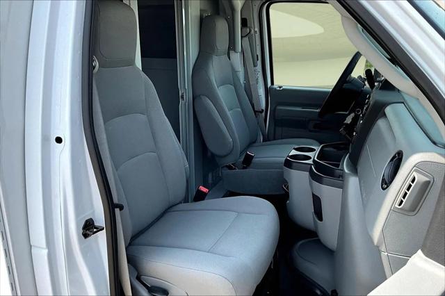 2025 Ford E-350 Cutaway E-Series Cutaway