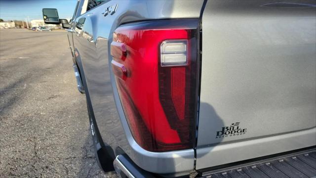 2026 GMC Sierra 2500HD Crew Cab, Standard Bed, SLT, 4WD