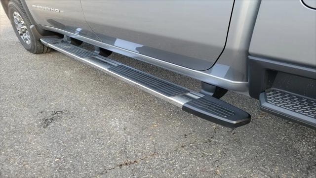 2026 GMC Sierra 2500HD Crew Cab, Standard Bed, SLT, 4WD