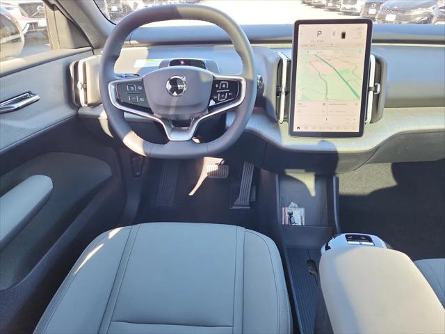 2025 Volvo EX30 Plus Twin Motor Performance, Fully electric