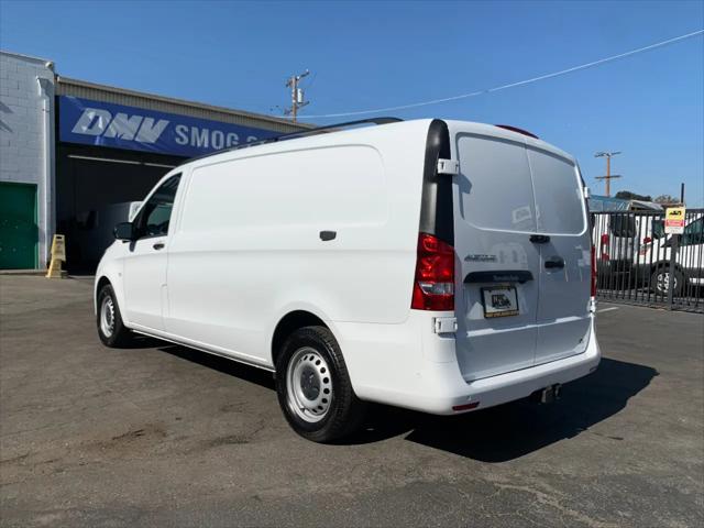 2023 Mercedes-Benz Metris Standard