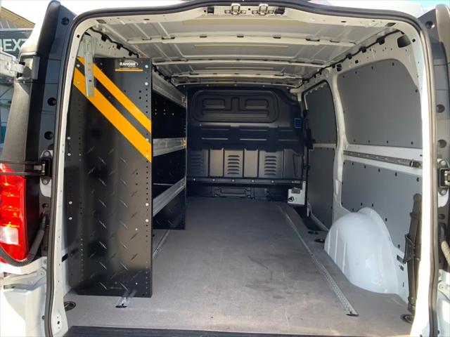 2023 Mercedes-Benz Metris Standard