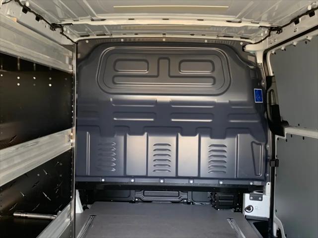 2023 Mercedes-Benz Metris Standard