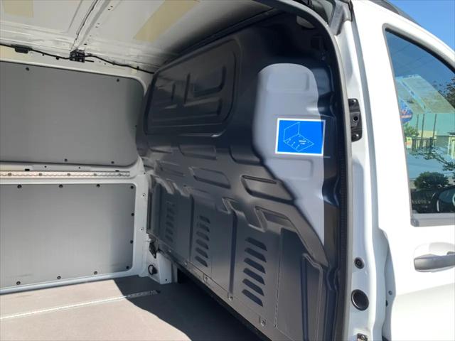 2023 Mercedes-Benz Metris Standard