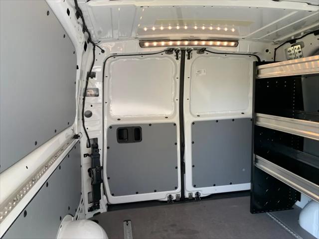 2023 Mercedes-Benz Metris Standard
