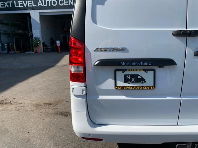 2023 Mercedes-Benz Metris Standard