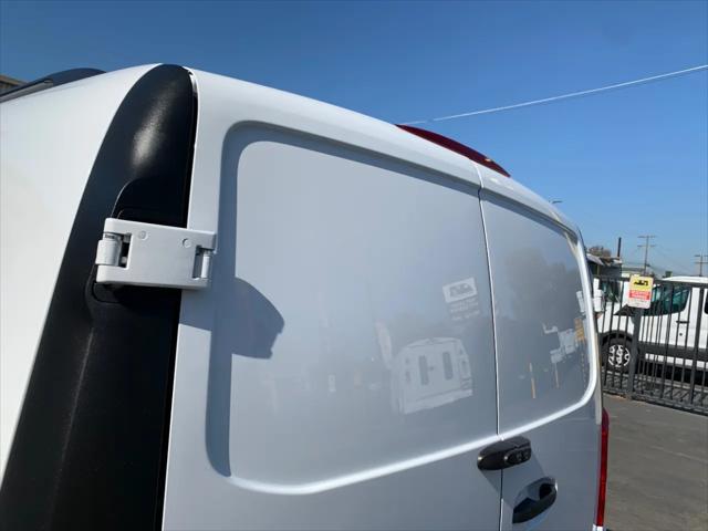 2023 Mercedes-Benz Metris Standard