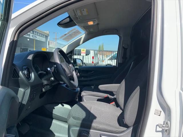 2023 Mercedes-Benz Metris Standard