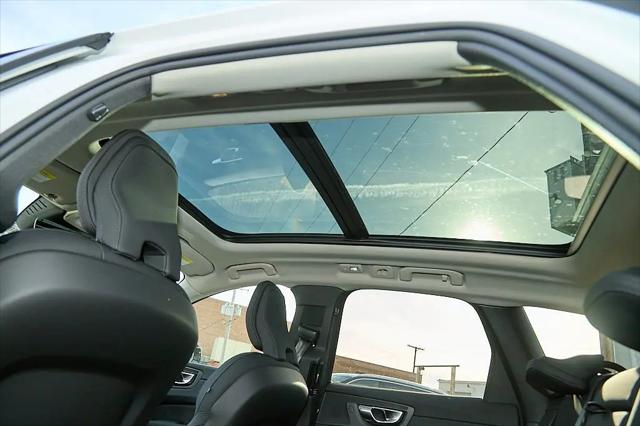 2026 Volvo XC60 B5 Core
