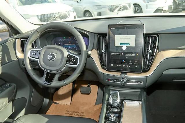 2026 Volvo XC60 B5 Core