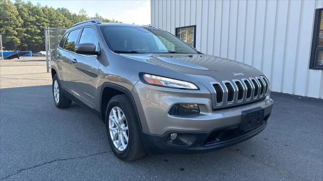 2017 Jeep Cherokee Latitude 4x4 for sale in Chantilly, VA