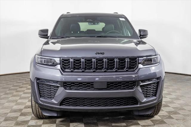 2026 Jeep Grand Cherokee Altitude 4x4
