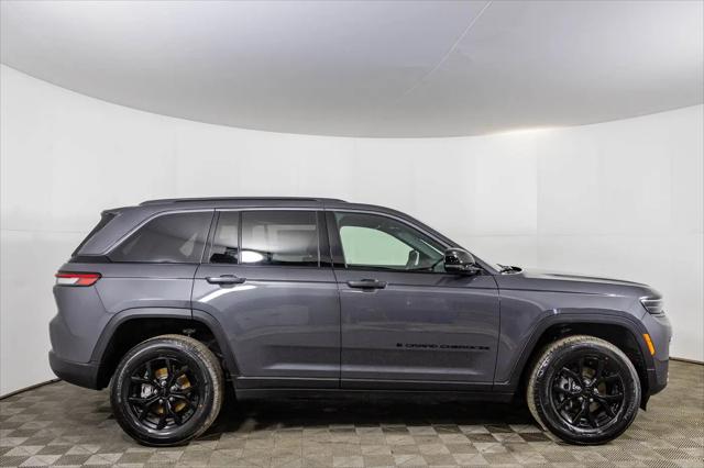 2026 Jeep Grand Cherokee Altitude 4x4