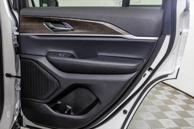 2026 Jeep Grand Cherokee Altitude 4x4