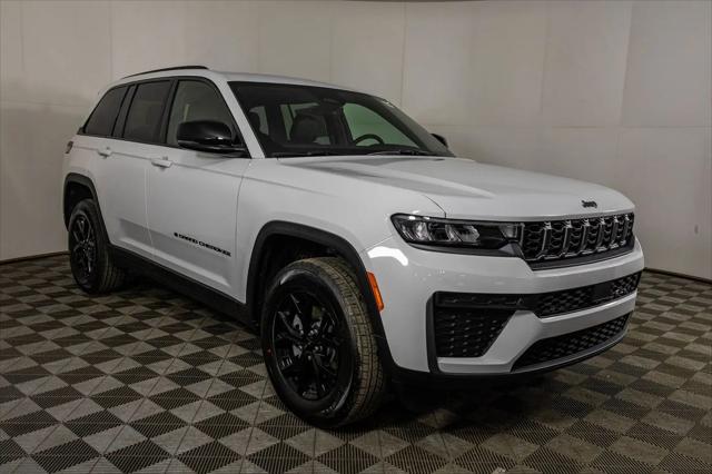 2026 Jeep Grand Cherokee Altitude 4x4
