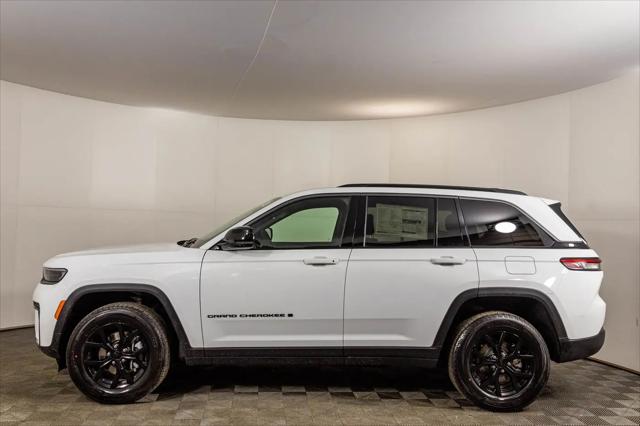 2026 Jeep Grand Cherokee Altitude 4x4