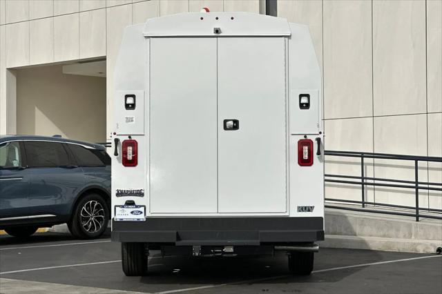 2026 Ford E-350 Cutaway E-Series Cutaway