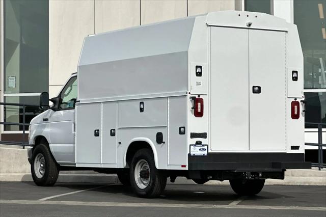 2026 Ford E-350 Cutaway E-Series Cutaway